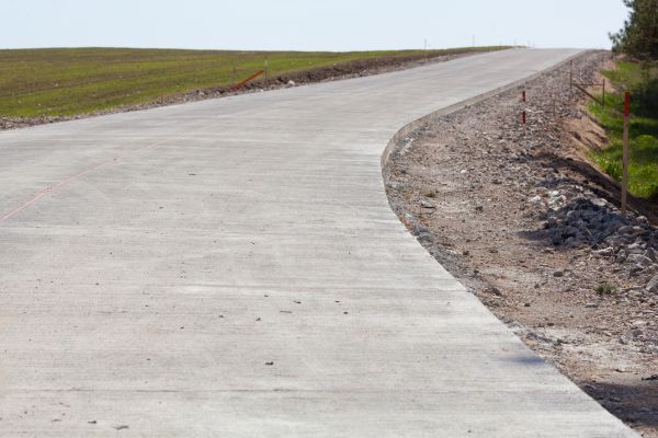 Cost of Driveway Cementing in De Pere
