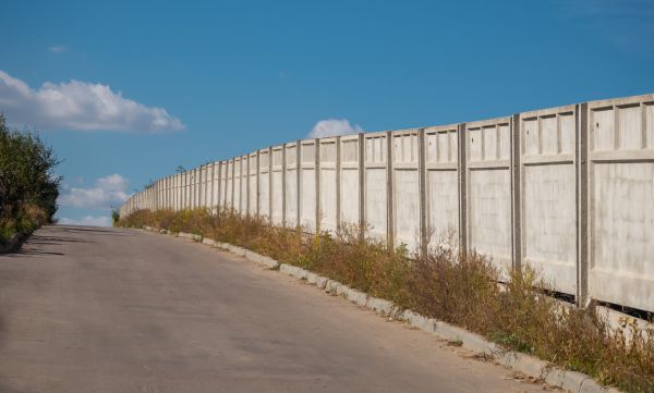 Cost of Cement Fence Installation in De Pere