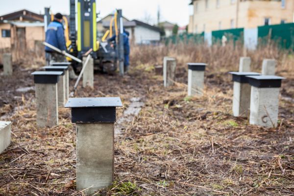 Cost of Concrete Piling Installation in De Pere