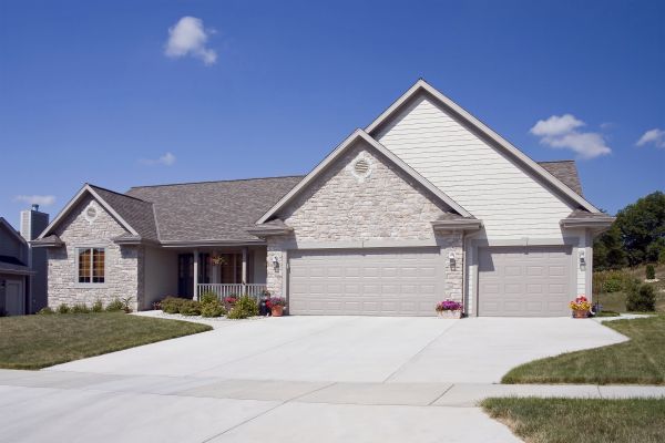 Cost of Concrete Flatwork Installation in De Pere